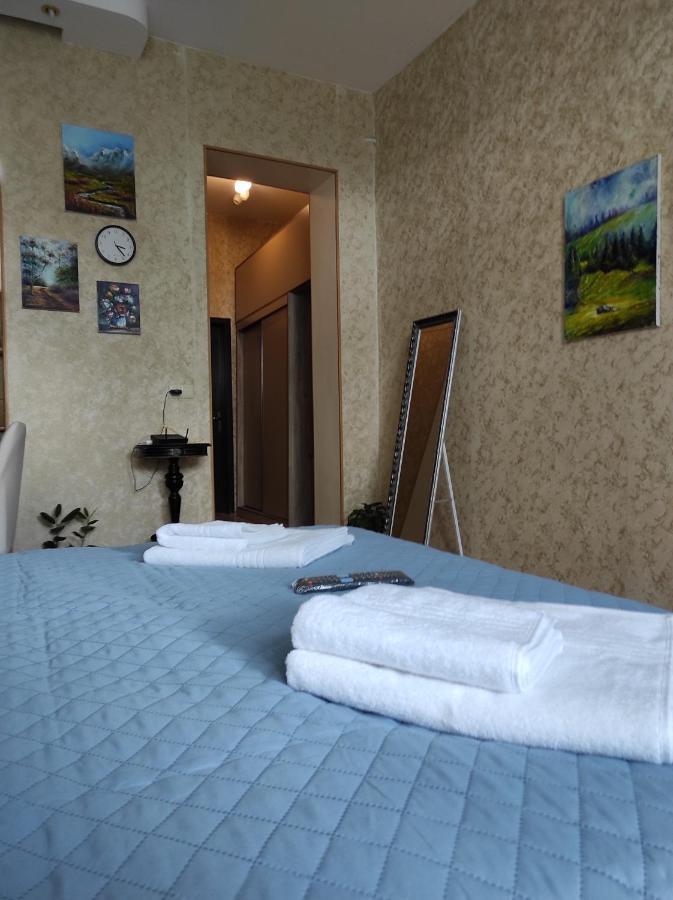 Tranquil Apartment In Vake Tbilisi Exteriör bild